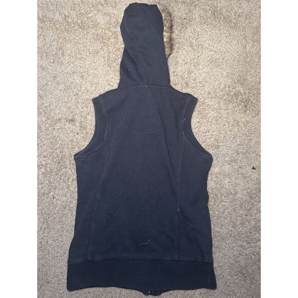 Size Small Furry Vest FLAWED - Picture 4 of 4